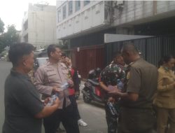 Bhabinkamtibmas Kelurahan Kebon Kelapa Ajak Warga Tingkatkan Kewaspadaan Menjelang Natal dan Tahun Baru