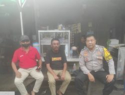 Bhabinkamtibmas Tanah Tinggi Sambang Ketua RW dan Warga Berikan Imbauan Kamtibmas Jelang Nataru