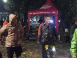 Polri Membantu Proses Korban Tertimpa Pohon Tumbang Taman Suropati Menteng