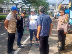 Bhabinkamtibmas Kelurahan Cempaka Baru Melaksanakan Giat Persiapan Posko Pengamanan Jelang Nataru 2025