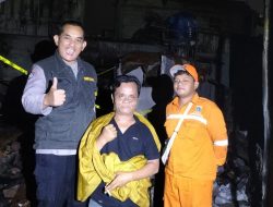 Bhabinkamtibmas Patroli Warga Menteng Jaya Korban Paska Kebakaran