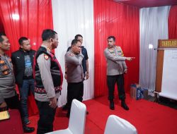 Kapolres Metro Bekasi Pantau Langsung Pos Pengamanan Nataru di Gedung Juang Tambun