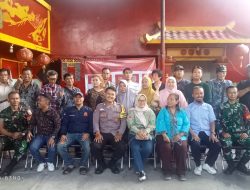 Sambutan Bhabinkamtibmas Kartini Berikan Himbauan Kamtibmas pada Peremajaan Ketua RT Di RW 01