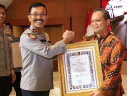 Penyerahan Sertifikat Audit Sistem Manajemen Pengamanan Objek Vital Nasional: 15 Perusahaan Raih Gold Reward