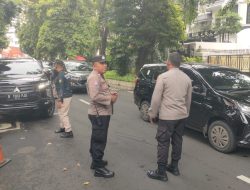 Kapolsubsektor Sabang Berikan Pelayanan Jemaat Gereja Santa Theresia Menteng