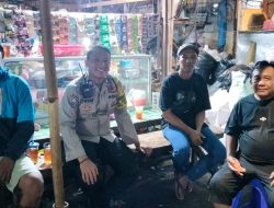 Bhabinkamtibmas Kelurahan Kebon Kosong Melaksanakan Kegiatan Patroli dan Sambang Dialogis