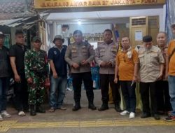 Kapolsubsektor Karang Anyar Pimpin Pengamanan Misa Natal 2024 di Gereja Pantekosta Jakarta Pusat