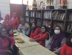 Bhabinkamtibmas Petojo Selatan Lakukan Patroli di Sekretariat RW 04