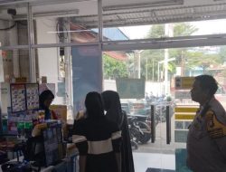 Bhabinkamtibmas Kelurahan Kemayoran Melaksanakan Kegiatan Patroli dan Sambang Dialogis