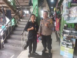 Bhabinkamtibmas Kebon Kacang Patroli Dialogis Dan Sambang Satpam Pasar Blok C Tanah Abang