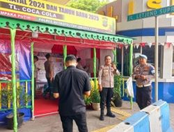 Kegiatan Pos Pengamanan Natal Dan Tahun Baru TL Coca Cola Polsek Cempaka Putih