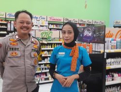Bhabinkamtibmas Kelurahan Utan Panjang Melaksanakan Kegiatan Patroli dan Sambang Dialogis