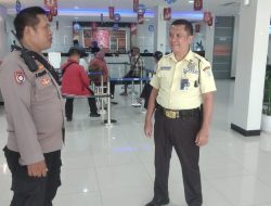 Sambang Dialogis Bhabinkamtibmas Kelurahan Gunung Sahari Selatan Dengan Keamanan Bank BRI