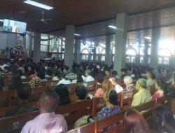 Bhabinkamtibmas Kelurahan Cempaka Baru Amankan Perayaan Natal di Gereja HKBP