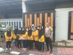 Polsek Johar Baru Pantau Kegiatan Pemberantasan Sarang Nyamuk di RW 09 Johar Baru