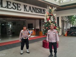 Kanit Provost Menteng Pemantauan Giat Ibadah Misa Awal Tahun Di Gereja Kolese Kanisius