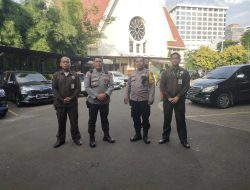 Kapolsubsektor Sabang Pengamanan Giat Kebaktian Misa Tahun Baru Di Gereja Santa Theresia