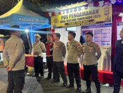 Kapolsubsektor Galur pimpin Apel Personil Pengamanan Malam di Pos Pengamanan Natal 2024 dan Tahun Baru 2025