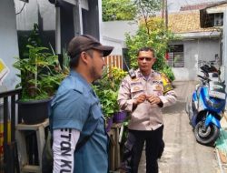 Cegah Gangguan Kamtibmas Bhabinkamtibmas Cempaka Putih Timur Patroli Ke Pemukiman