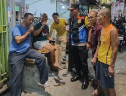 Sambang Dialogis Bhabinkamtibmas Kampung Rawa Interaksi dan Komunikasi Sosial dengan Warga