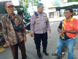 Bhabinkamtibmas Mangga Dua Selatan Sampaikan Himbauan Kamtibmas di Pangkalan Bajaj