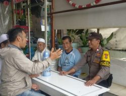 Patroli Dialogis Suasana Libur Nataru Bhabinkamtibmas Galur Sambangi Ketua RT dan Warga