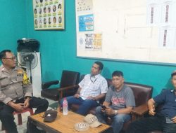 Sambang dan Peningkatan Cooling System Keamanan Bhabinkamtibmas Johar Baru Bersama Ketua RT dan Staf RW 03 di Pos Sekretariat RW