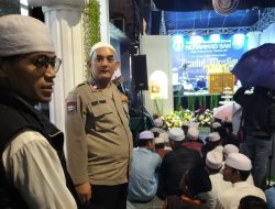 Kanit Binmas Dan Bhabinkamtibmas Menteng Giat Maulid Nabi SAW Di Menteng Tenggulun