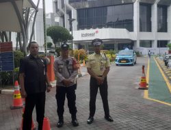 Polsek Metro Gambir Laksanakan Pengamanan Unjuk Rasa di Indosat, Gambir