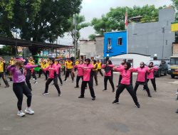 Gerakan Selarasati: Olahraga Bersama Kapolsek Johar Baru dan Bhayangkari Ranting untuk Kekuatan Kebersamaan