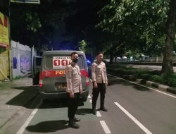 Dalam Menjaga Kondusifitas Wilayah Polsek Kemayoran Melakukan Kegiatan Strong Point Pagi Dini Hari