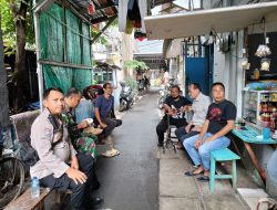 Peran Aktif Bhabinkamtibmas Gunung Sahari Utara  Jaga Kamtibmas