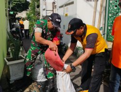 Bhabinkamtibmas Kelurahan Kemayoran Melaksanakan Kegiatan Apel Gabungan Dalam Rangka Giat Gerebek Lumpur