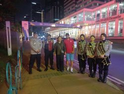 Himbauan Kamtibmas Oleh Patroli Penolong Gabungan Polsek Metro Menteng Di Sepanjang Jalan Mh Thamrin
