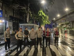 Patroli Cipta Kondisi Polsek Johar Baru Tingkatkan Keamanan dan Kenyamanan Masyarakat