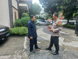 Patroli Dan Sambang Rutin Bhabinkamtibmas Kebon Kacang Kunjungi Taman Sari