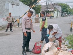 Aksi Humanis Polisi, Antarkan ODGJ yang Hilang Pulang Kembali ke Rumah