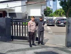 Personil Patmor Menteng Sambang Dialogis Himbauan Kamtibmas Di Gereja GPIB Paulus