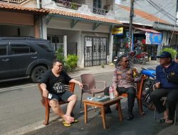 Patroli Wilayah Bhabinkamtibmas Kampung Rawa Sambangi Ketua RW dan FKDM