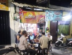 Patroli Keamanan dan Dialog Santai, Bhabinkamtibmas Johar Baru Ajak Warga RW 11 Berperan Aktif