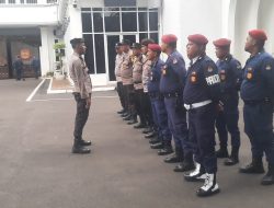 Kanit Sabhara Menteng Pimpin Apel Pengamanan Unjuk Rasa Di Kantor KPU Pusat RI
