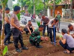 Penanaman Jagung Dalam Rangka Mendukung Program Ketahanan Pangan Oleh Polsek Cempaka Putih
