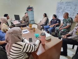 Polsek Ciputat Timur Dukung Program Pemberian Makan Bergizi Gratis untuk Anak Sekolah di Ciputat