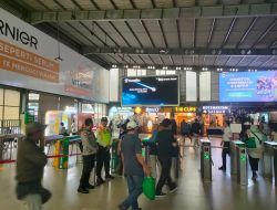 Polsektro Tanah Abang Berikan Pelayanan Preemtif Dan Preventif Kepada Masyarakat Di Stasiun KA Tanah Abang