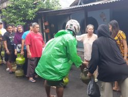 Patroli Wilayah Kapolsubsektor Tanah Tinggi dan Monitoring Antrian Warga Terkait Kelangkaan Gas 3 Kg