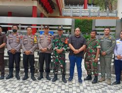 Bhabinkamtibmas Petojo Utara Lakukan Monitoring Kegiatan Wihara Maha Dharma