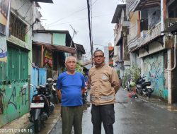 Patroli Dialogis Bhabinkamtibmas Kampung Rawa Interaksi dan Komunikasi Sosial Dengan Pengurus RW 01