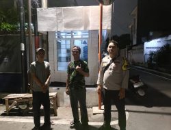 Patroli Malam Bhabinkamtibmas Gunung Sahari Utara Sambangi Poskamling