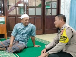Jalin Silaturahmi, Bhabinkamtibmas Kelurahan Kebon Kosong Sambangi Tokoh Agama