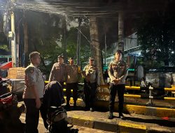 Patroli, Antisipasi Rawan Kejahatan Menjelang Pagi